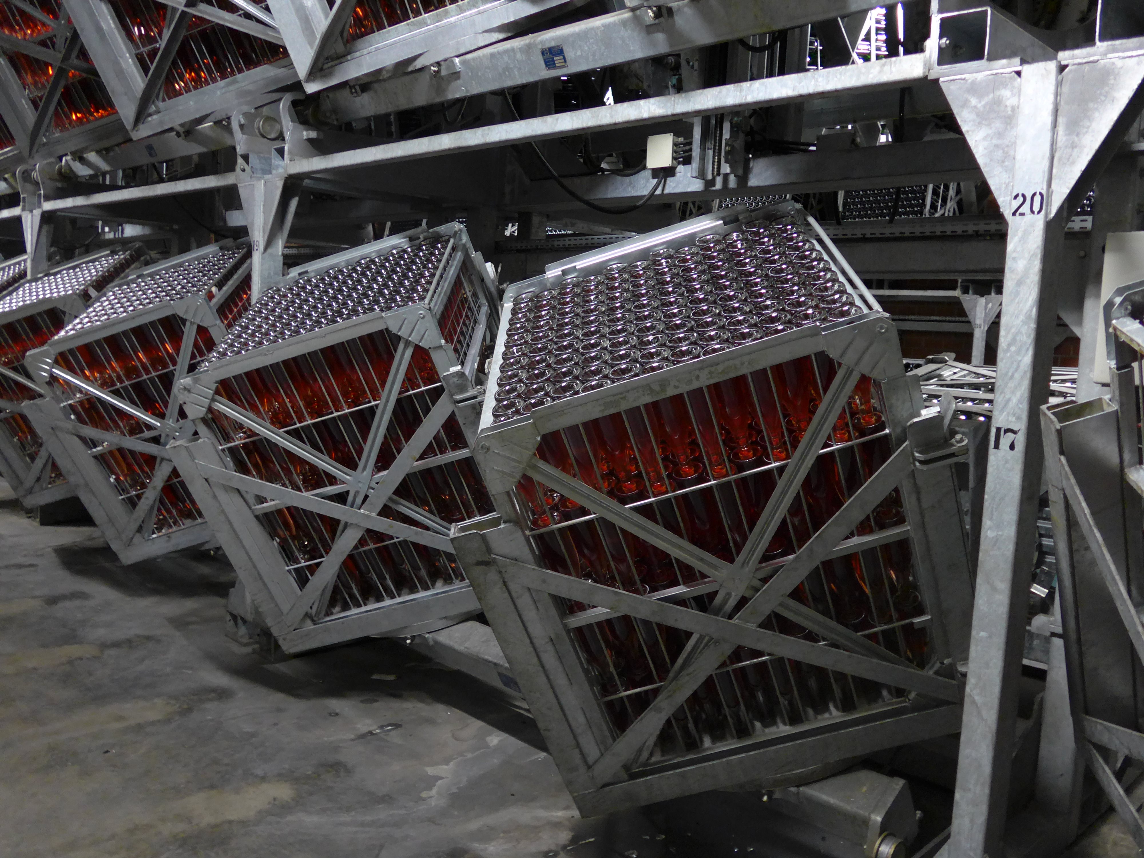 Bernard Massard Afholdte aktiviteter